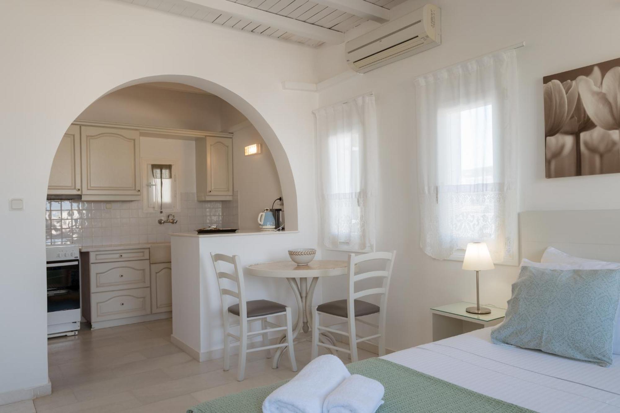 Anthos Apartments Naousa  Exterior foto